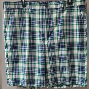 Izod Men's Plaid Golf Shorts in Green and Blue. Sz 38